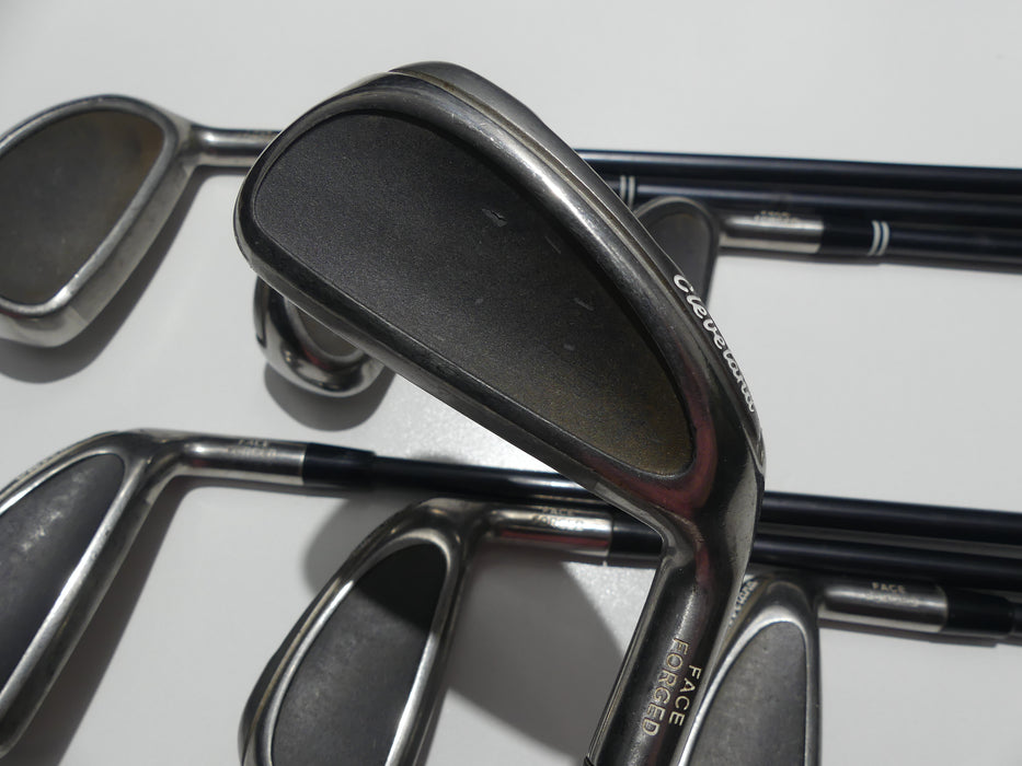 Ladies Cleveland 588 Altitude Iron Set 4-PW