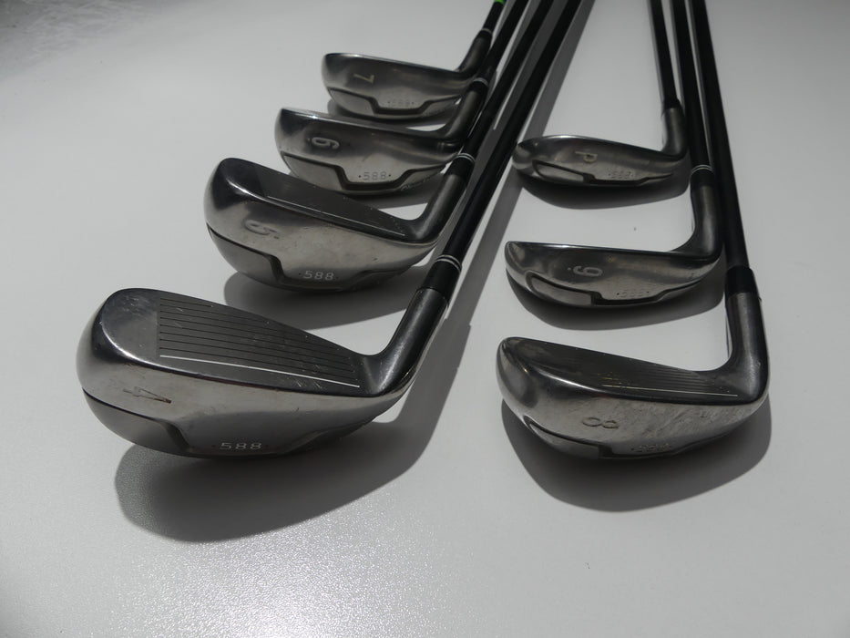 Ladies Cleveland 588 Altitude Iron Set 4-PW