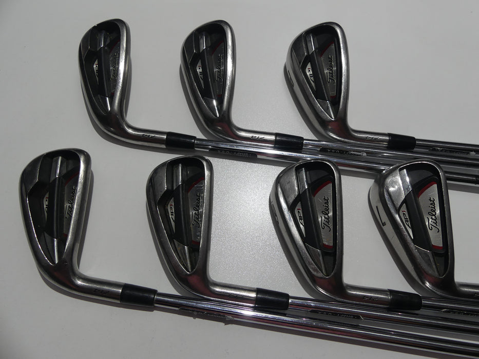 Titleist 714 AP1 Iron Set 4-PW Regular Steel Left Handed