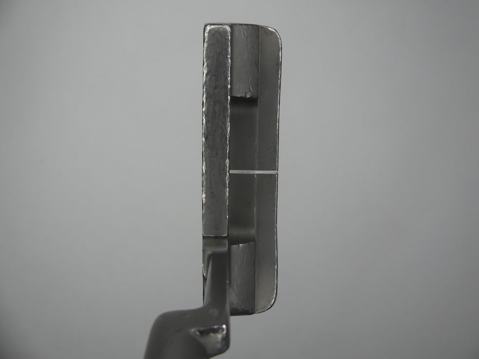 Yes! C-Groove Ann Putter