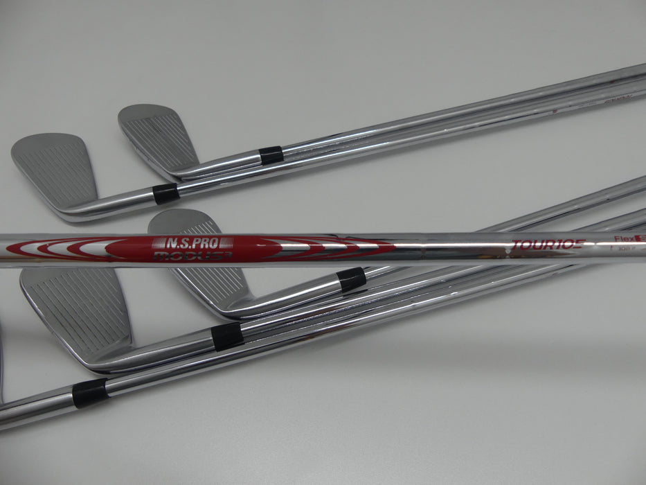 Titleist T100 Iron Set 5-PW Stiff Steel