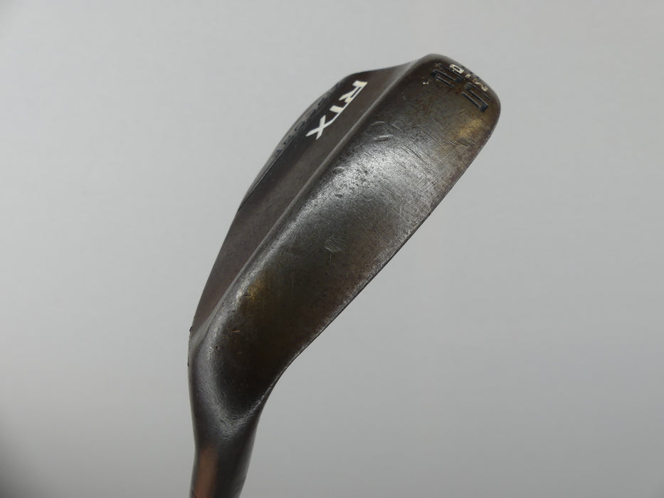 Cleveland RTX ZipCore Wedge 52* Mid