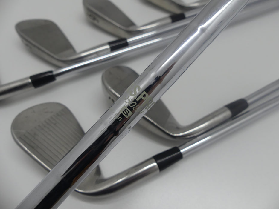 Titleist AP1 Iron Set 4-PW Stiff Steel