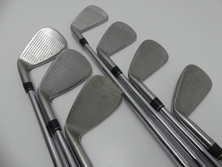 Taylormade 320 Series Iron Set 4-PW Stiff Steel