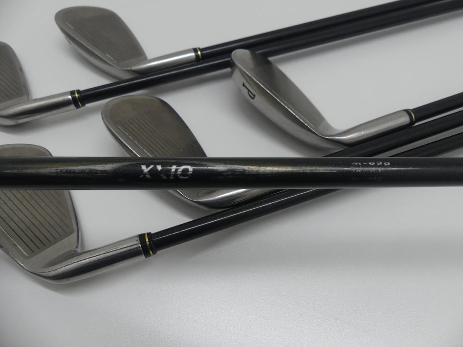 XXIO Series 4 Iron Set 5-PW Regular Graphite